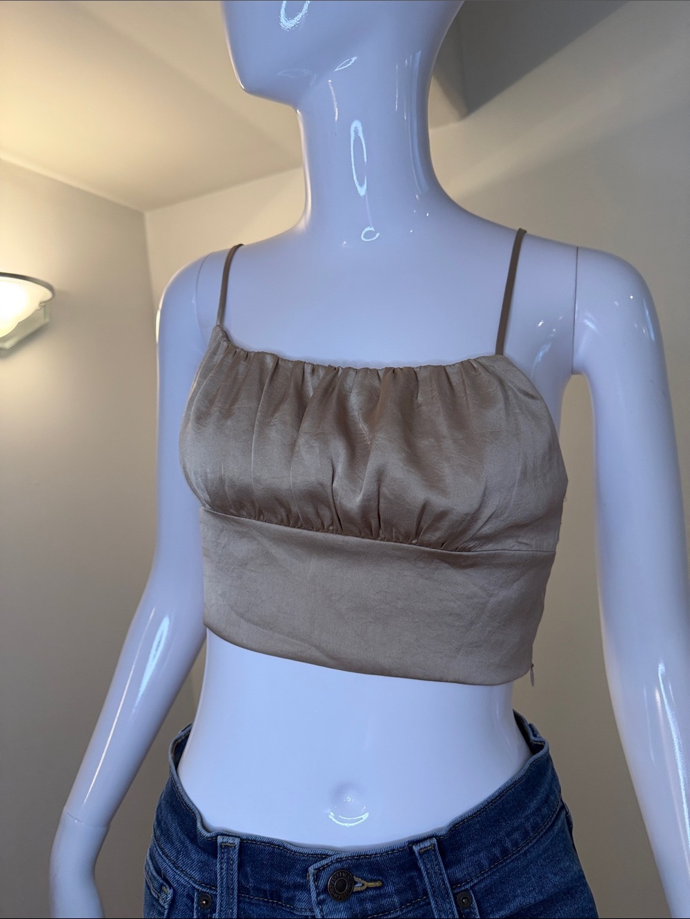 Wilfred Aritzia Champagne Taupe Ruched Satin Cami Crop Top Small